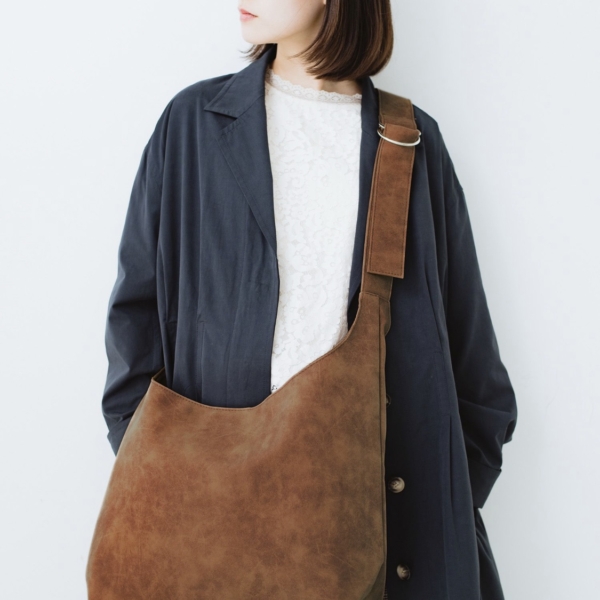 2CCABA5B-1847-4EE9-B97A-753BC4559692