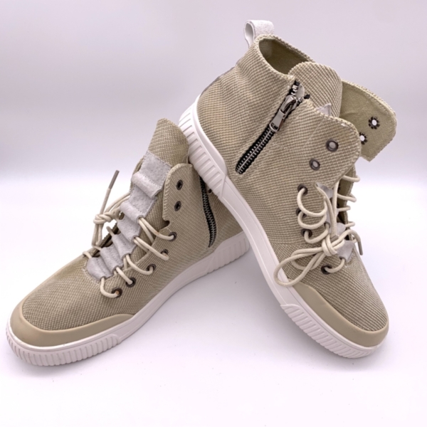 BB63C7DE-F516-4D98-A191-D25FA14C0EF9