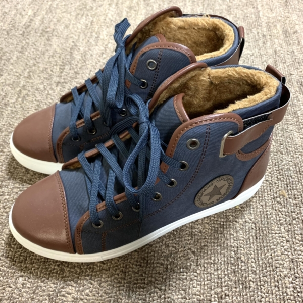 7CEF460C-51BE-4156-801A-EFD894F8D633